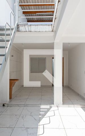 Casa à venda com 105m², 3 quartos e 1 vaga Casa à venda com 105m², 3 quartos e 1 vagaQuintal