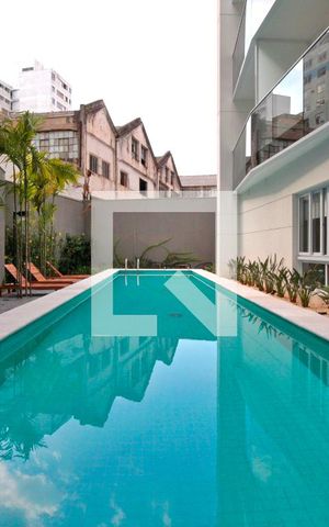 Studio à venda com 23m², 0 quarto e sem vagaPiscina