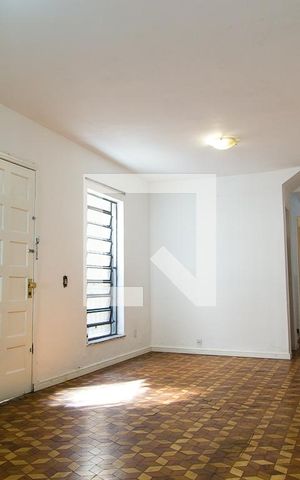 Casa à venda com 189m², 3 quartos e 2 vagasSala