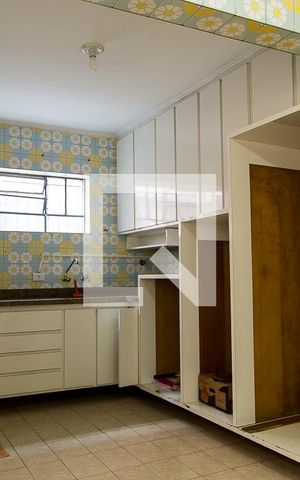 Casa à venda com 189m², 3 quartos e 2 vagasCozinha