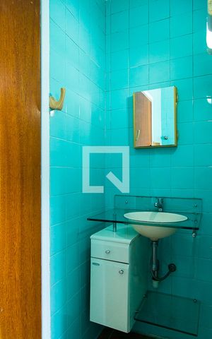 Casa à venda com 189m², 3 quartos e 2 vagasBanheiro Social