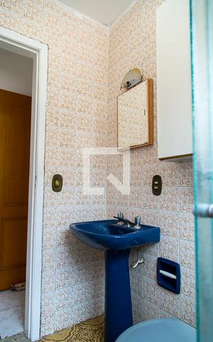 Casa à venda com 189m², 3 quartos e 2 vagasBanheiro da Suíte