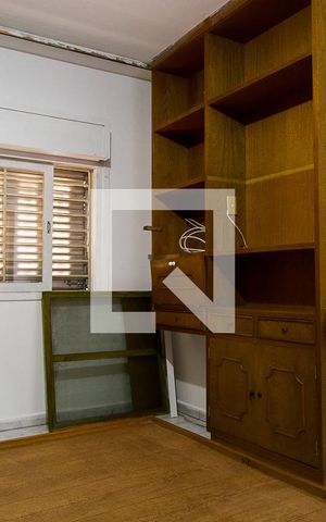 Casa à venda com 189m², 3 quartos e 2 vagasSuíte