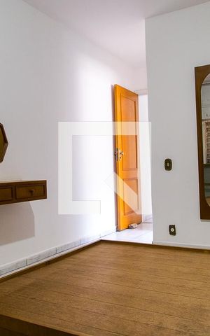Casa à venda com 189m², 3 quartos e 2 vagasSuíte