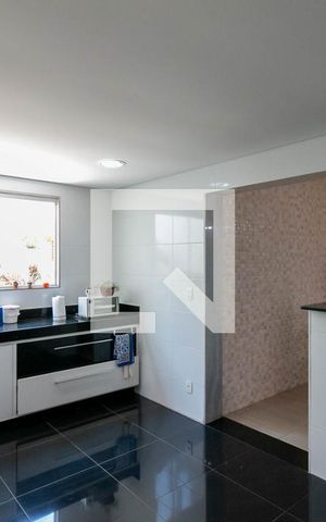 Casa à venda com 513m², 5 quartos e 6 vagas Casa à venda com 513m², 5 quartos e 6 vagasCozinha