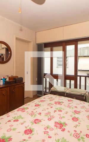 Apartamento à venda com 220m², 3 quartos e sem vaga Apartamento à venda com 220m², 3 quartos e sem vagaSuíte