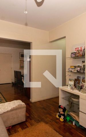 Apartamento à venda com 220m², 3 quartos e sem vaga Apartamento à venda com 220m², 3 quartos e sem vagaSala 2