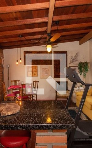 Apartamento à venda com 220m², 3 quartos e sem vaga Apartamento à venda com 220m², 3 quartos e sem vagaCobertura