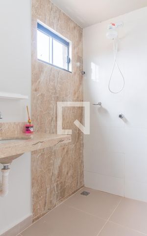 Studio para alugar com 28m², 1 quarto e sem vaga Studio para alugar com 28m², 1 quarto e sem vagaBanheiro da Suíte