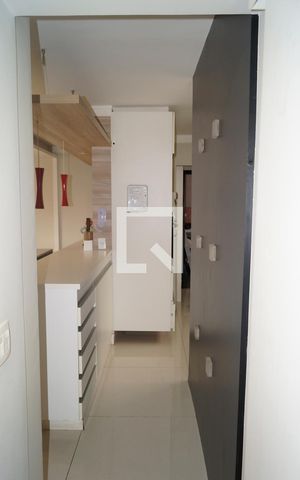 Apartamento à venda com 90m², 2 quartos e 1 vaga Apartamento à venda com 90m², 2 quartos e 1 vagaCozinha