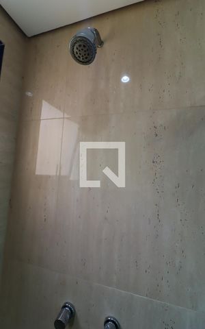 Apartamento à venda com 93m², 3 quartos e 2 vagas Apartamento à venda com 93m², 3 quartos e 2 vagasBanheiro da Suíte