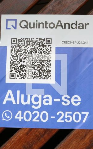 Casa à venda com 179m², 3 quartos e 2 vagasFachada