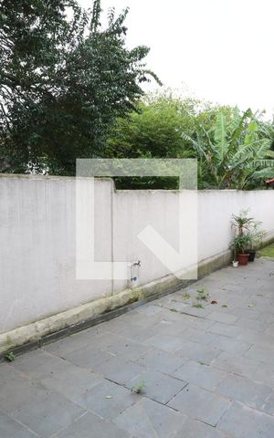 Casa à venda com 179m², 3 quartos e 2 vagasQuintal