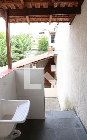 Casa à venda com 179m², 3 quartos e 2 vagasÁrea de Serviço