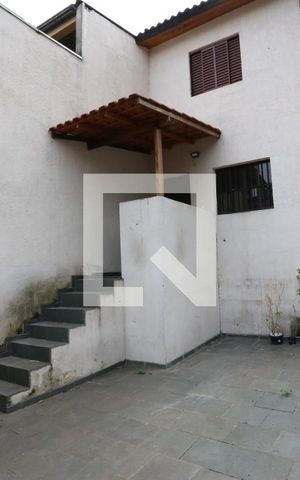 Casa à venda com 179m², 3 quartos e 2 vagasQuintal