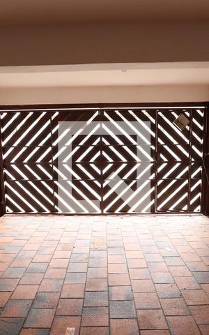 Casa à venda com 179m², 3 quartos e 2 vagasGaragem