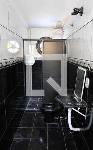 Casa à venda com 179m², 3 quartos e 2 vagasBanheiro da Suíte 1
