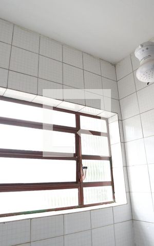 Casa à venda com 179m², 3 quartos e 2 vagasBanheiro Social