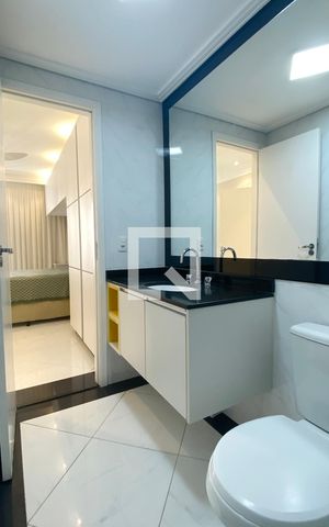 Apartamento para alugar com 69m², 1 quarto e 2 vagasBanheiro da Suíte