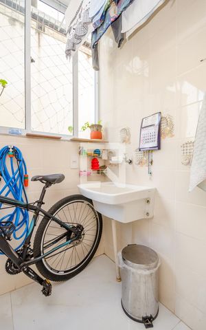 Apartamento à venda com 90m², 3 quartos e 1 vaga Apartamento à venda com 90m², 3 quartos e 1 vagaÁrea de Serviço