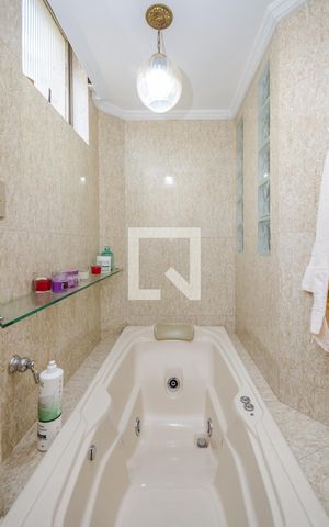 Apartamento à venda com 90m², 3 quartos e 1 vaga Apartamento à venda com 90m², 3 quartos e 1 vagaBanheiro da Suíte