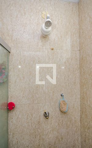 Apartamento à venda com 90m², 3 quartos e 1 vaga Apartamento à venda com 90m², 3 quartos e 1 vagaBanheiro da Suíte