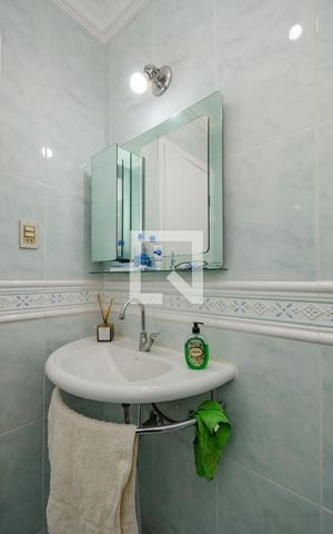 Apartamento à venda com 90m², 3 quartos e 1 vaga Apartamento à venda com 90m², 3 quartos e 1 vagaBanheiro Social