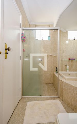 Apartamento à venda com 90m², 3 quartos e 1 vaga Apartamento à venda com 90m², 3 quartos e 1 vagaBanheiro da Suíte