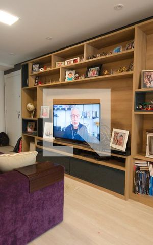 Apartamento à venda com 87m², 2 quartos e 1 vaga Apartamento à venda com 87m², 2 quartos e 1 vagaSala