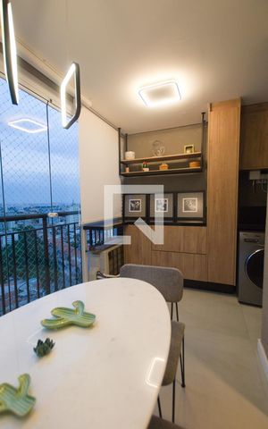 Apartamento à venda com 47m², 2 quartos e sem vaga Apartamento à venda com 47m², 2 quartos e sem vagaVaranda