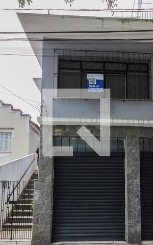 Casa para alugar com 270m², 3 quartos e 2 vagasFachada