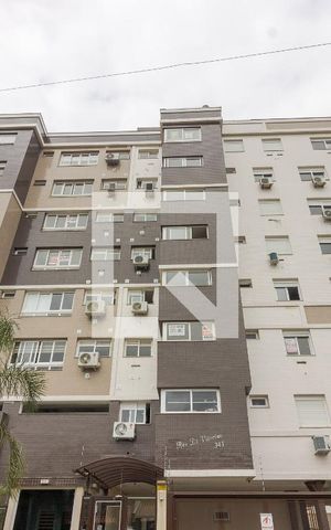 Apartamento para alugar com 75m², 2 quartos e 1 vagaFachada