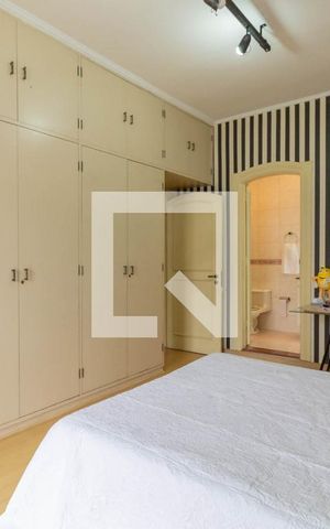 Casa para alugar com 450m², 4 quartos e 8 vagasSuíte 2