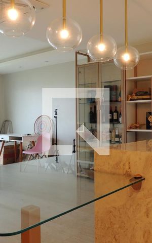 Apartamento à venda com 210m², 2 quartos e 2 vagasSala