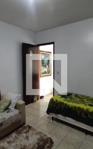 Casa à venda com 125m², 3 quartos e 2 vagas Casa à venda com 125m², 3 quartos e 2 vagasQuarto Suíte