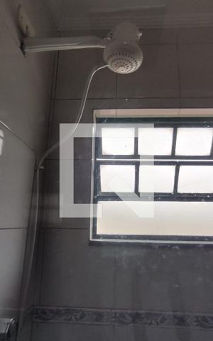 Casa à venda com 125m², 3 quartos e 2 vagas Casa à venda com 125m², 3 quartos e 2 vagasBanheiro da Suíte