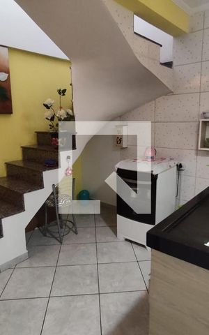 Casa à venda com 125m², 3 quartos e 2 vagas Casa à venda com 125m², 3 quartos e 2 vagasCozinha