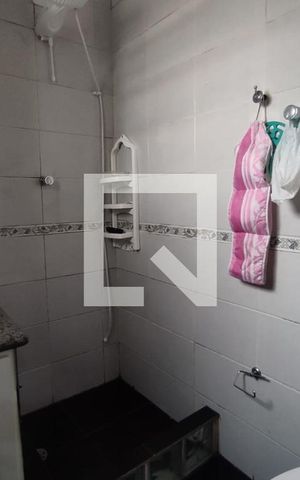 Casa à venda com 125m², 3 quartos e 2 vagas Casa à venda com 125m², 3 quartos e 2 vagasBanheiro Social