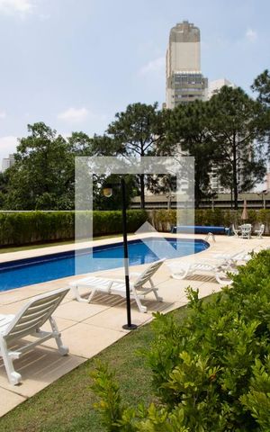 Apartamento à venda com 53m², 2 quartos e 1 vaga Apartamento à venda com 53m², 2 quartos e 1 vagaÁrea comum - Piscina