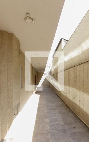 Apartamento à venda com 47m², 2 quartos e sem vaga Apartamento à venda com 47m², 2 quartos e sem vagaCorredor