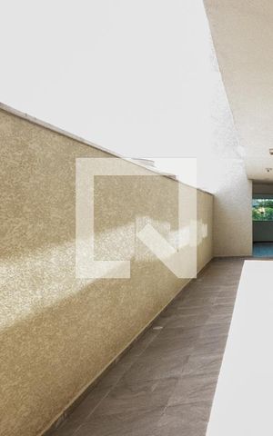 Apartamento à venda com 47m², 2 quartos e sem vaga Apartamento à venda com 47m², 2 quartos e sem vagaCorredor