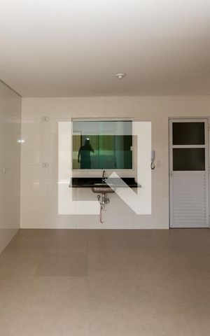 Apartamento à venda com 47m², 2 quartos e sem vaga Apartamento à venda com 47m², 2 quartos e sem vagaSala e Cozinha