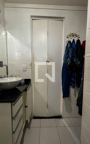 Apartamento à venda com 65m², 2 quartos e 1 vaga Apartamento à venda com 65m², 2 quartos e 1 vagaBanheiro
