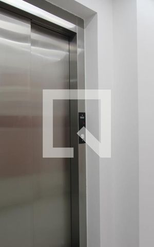 Studio à venda com 30m², 1 quarto e sem vagaElevador
