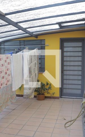 Casa à venda com 220m², 5 quartos e 2 vagasÁrea externa