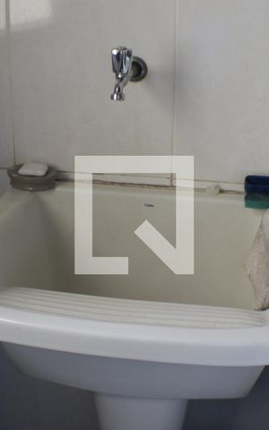 Casa de condomínio à venda com 420m², 5 quartos e 4 vagasÁrea de Serviço