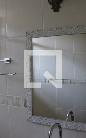 Casa de condomínio à venda com 420m², 5 quartos e 4 vagasBanheiro
