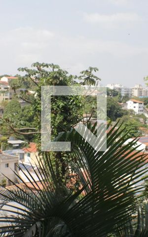 Casa de condomínio à venda com 420m², 5 quartos e 4 vagasÁrea de Serviço