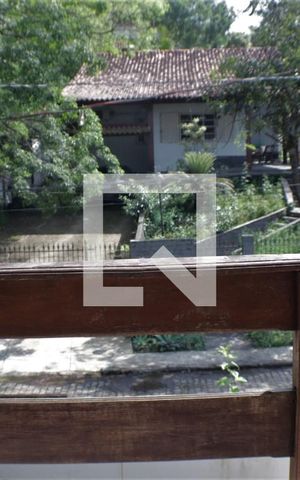 Casa de condomínio à venda com 420m², 5 quartos e 4 vagasQuarto 2