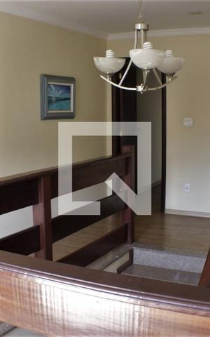 Casa de condomínio à venda com 420m², 5 quartos e 4 vagasHall